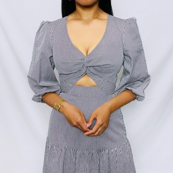 ***SOLD*** Parker | Long Sleeve Marzia Dress - Picture 12 of 16